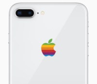 Apple logo arc-en-ciel