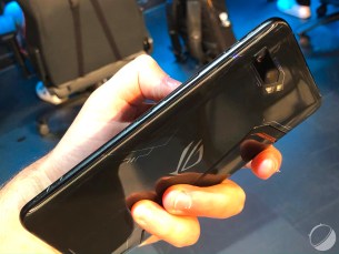 c_Asus_Zenfone_ROG_II__-_FrAndroid_-_IMG_3650