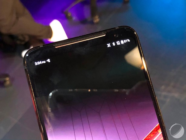 c_Asus_Zenfone_ROG_II__-_FrAndroid_-_IMG_3663