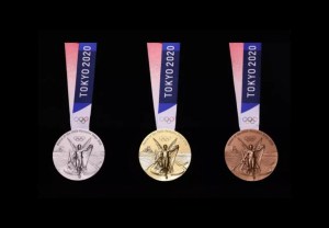 Voici des smartphones transformés en médailles olympiques pour les JO 2020 de Tokyo