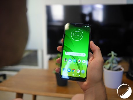 Motorola Moto G7 Power 1