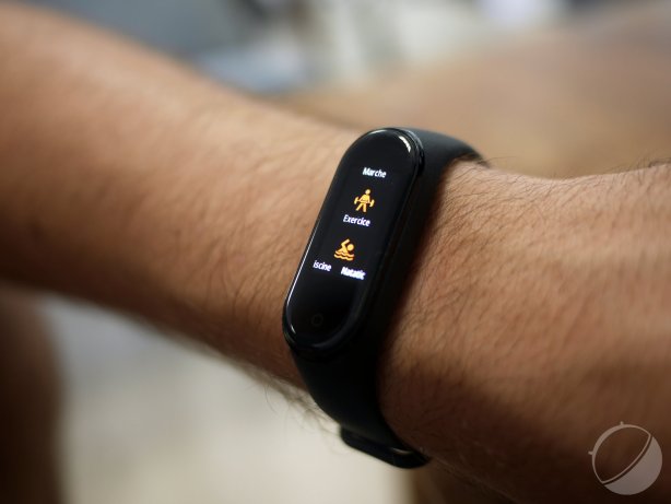 xiaomi-mi-band-4-7