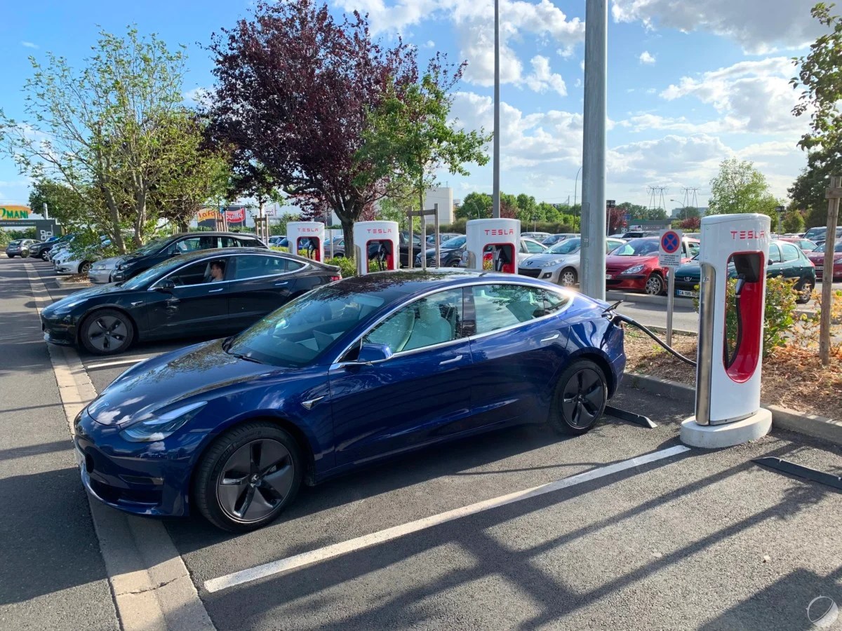 c_Tesla Model 3 – FrAndroid – IMG_1040