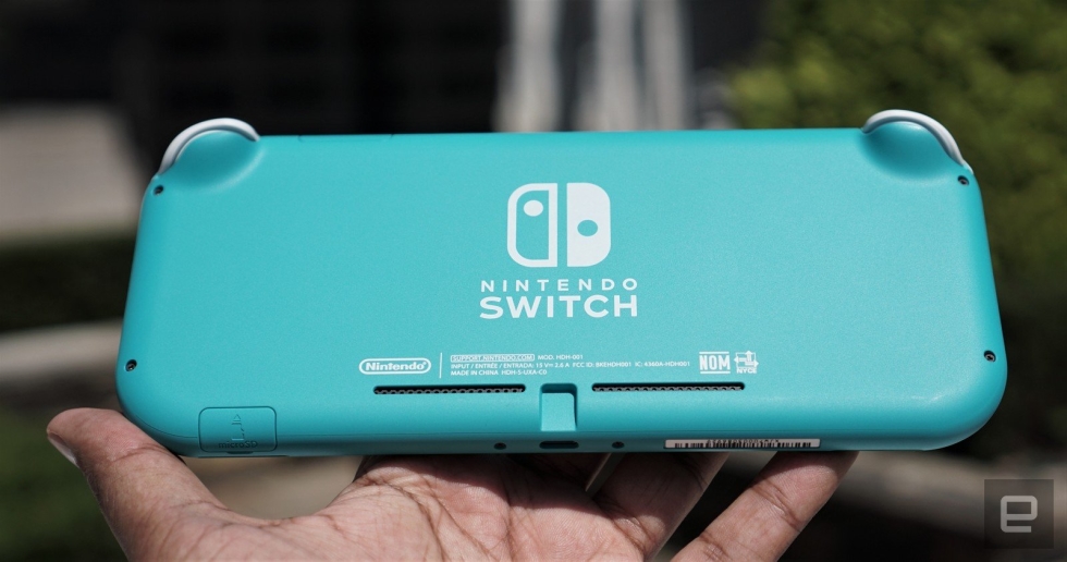 Nintendo Switch Lite Endadget dos