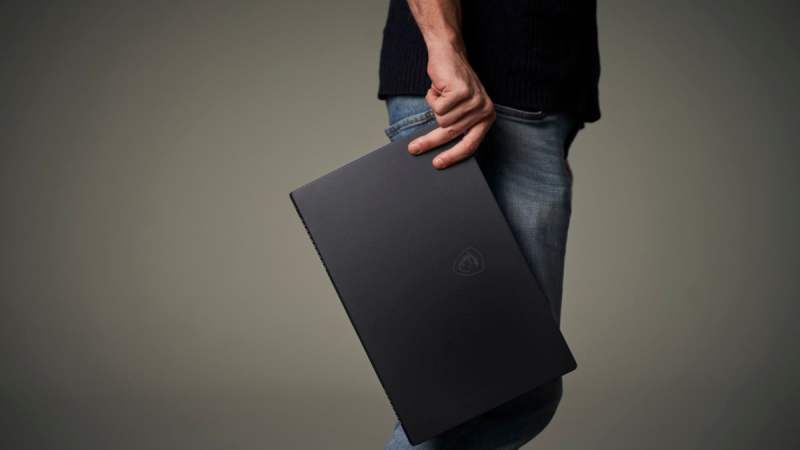 Le MSI Prestige 16 AI+ (Intel Core Ultra Série 3, OLED, 1 To) est un bijou à découvrir pour 400 euros de moins chez Darty