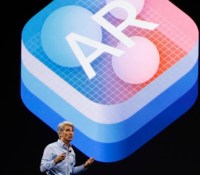 Craig Federighi lors d'une keynote Apple