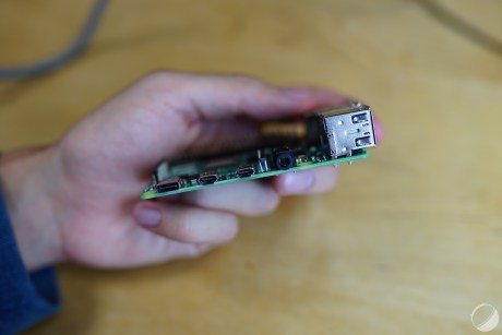 c_Raspberry Pi 3 Modèle B - FrAndroid - DSC02178