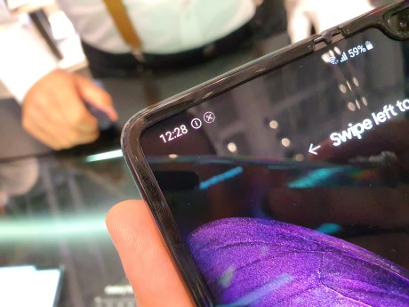 Samsung Galaxy Fold corrige a