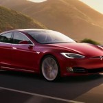Tesla : on peut maintenant profiter de YouTube en voiture