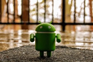 Android 11 pourrait faciliter la vie des bidouilleurs sur ADB