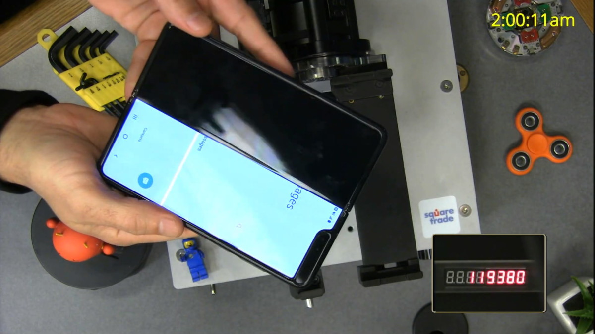 Galaxy Fold CNET test 2