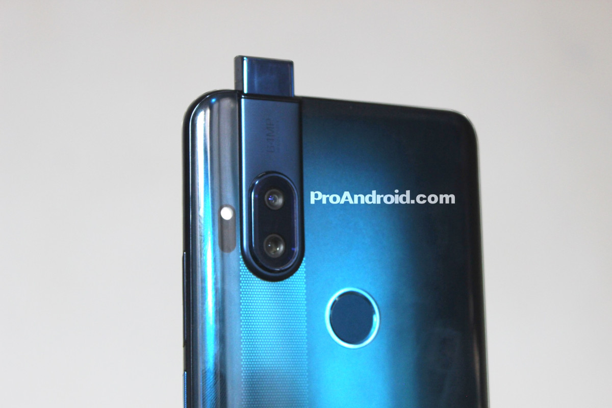 motorola-one-camara-retractil-2019