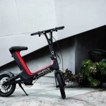 Mi-vélo mi-trottinette électrique, le deux-roues Wheels bientôt lancé en libre-service en Europe