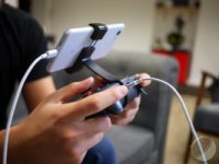 Quelle manette choisir pour jouer sur Android et iPhone en 2020 ?