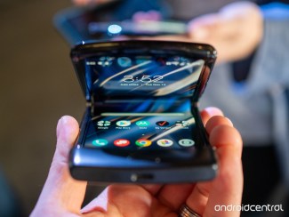 motorola-razr-hands-on-20