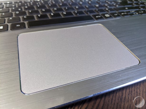 Le touchpad reste petit