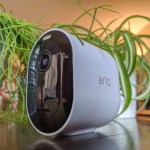 Le lot de deux caméras extérieures Arlo Pro 3 est à moitié prix chez Ubaldi Le lot de deux caméras extérieures Arlo Pro 3 est à moitié prix chez Ubaldi