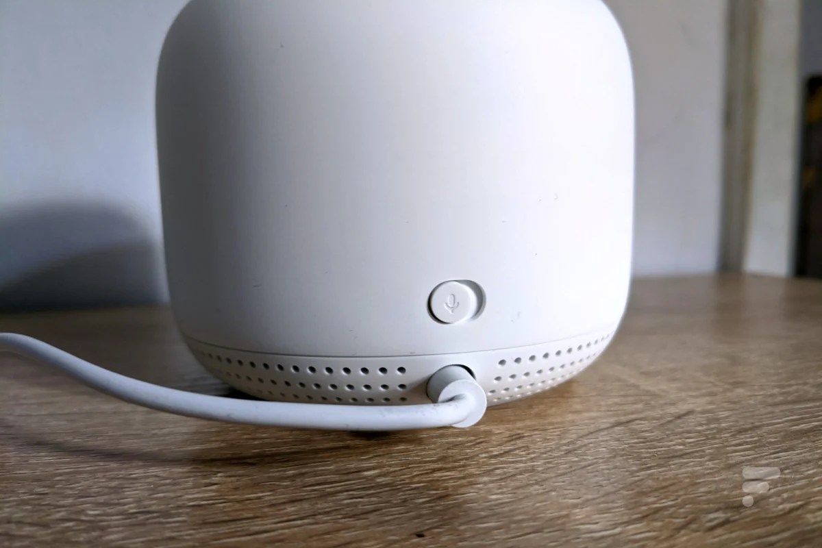 Bouton micro du Google Nest Wifi