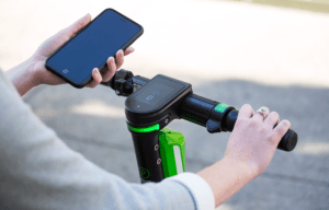 Trottinettes et vélos électriques : Lime lance un forfait illimité pour le confinement