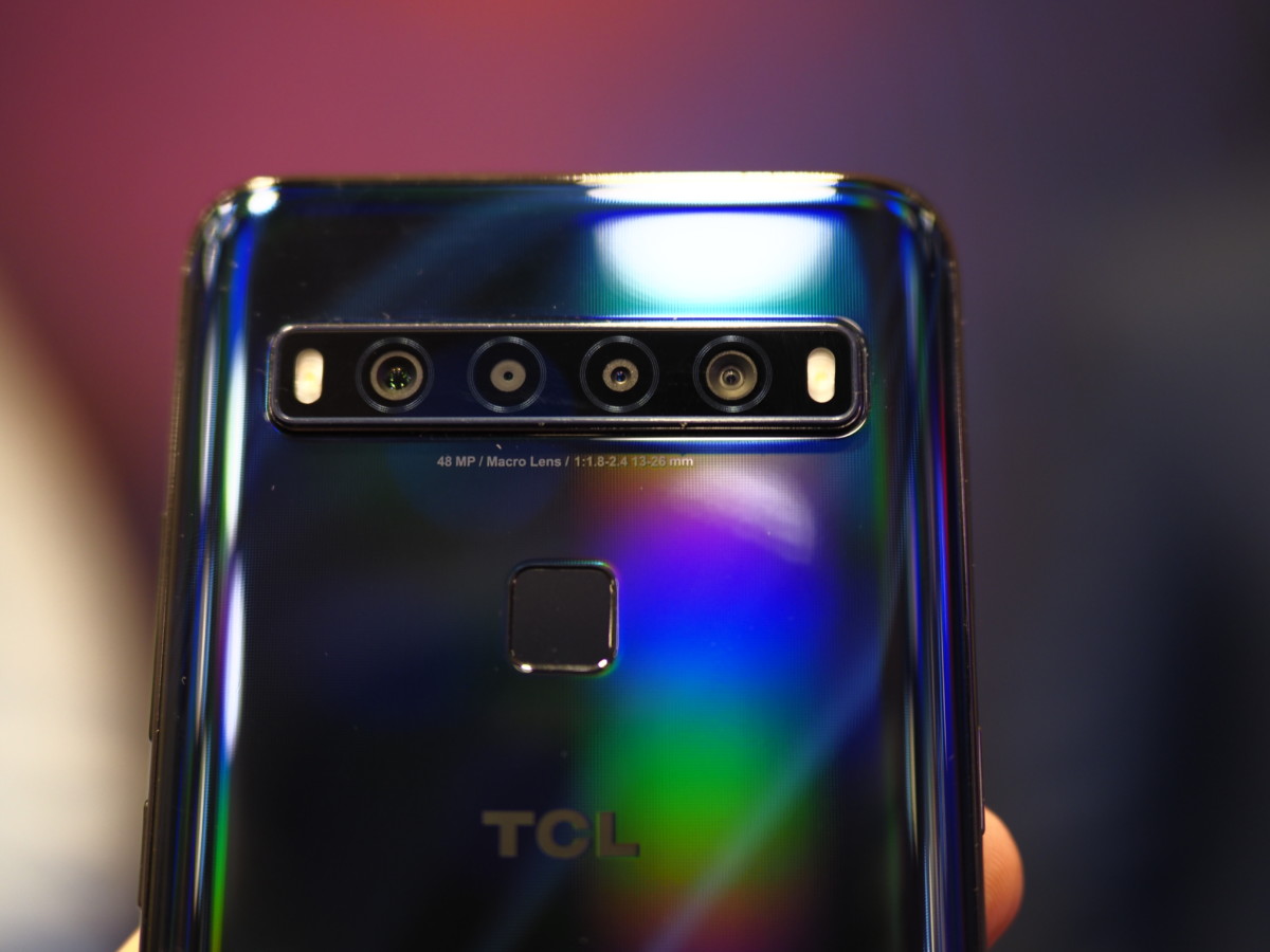TCL 10L Camera