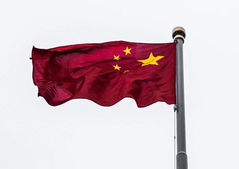 5G en France : attention aux « mesures restrictives contre Huawei » prévient la Chine