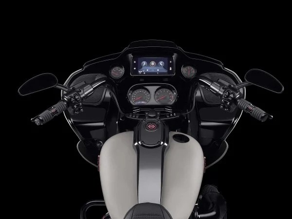 harley-davidson-finally-adds-android-auto-as-standard-on-2021-motorcycles_1