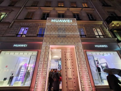 Le Huawei flagship store de Paris // Source : Frandroid