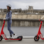 JUMP (Uber) et Cityscoot : un nouveau partenariat de mobilité urbaine pour dominer Paris