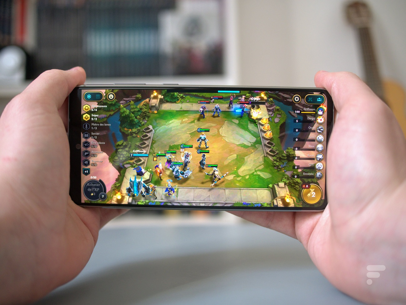 Teamfight Tactics sur un smartphone Android