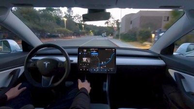 L'Autopilot de Tesla pourrait se transformer en un abonnement mensuel