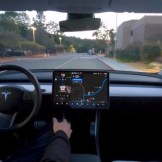 Tesla aurait camouflé un accident dans une vidéo promouvant sa conduite autonome