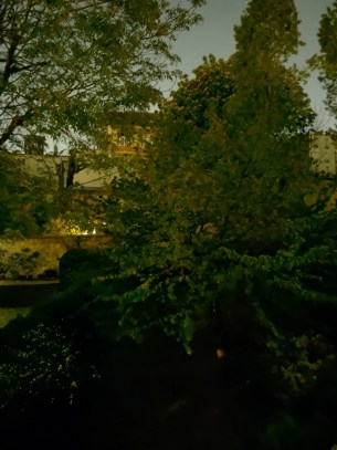 Photo en mode de nuit de l'Oppo Find X2 Pro en grand-angle