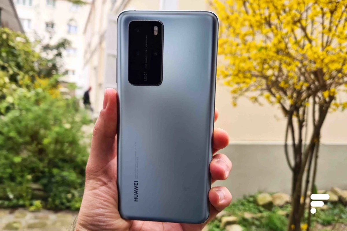Le dos du P40 Pro est particulièrement agréable en main