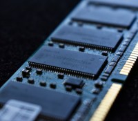 La prochaine bataille entre AMD et Intel portera sur le standard DDR5 // Source : Liam Briese / Unsplash