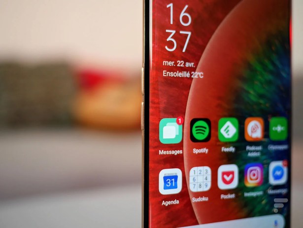 Les boutons de volume de l'Oppo Find X2 Pro