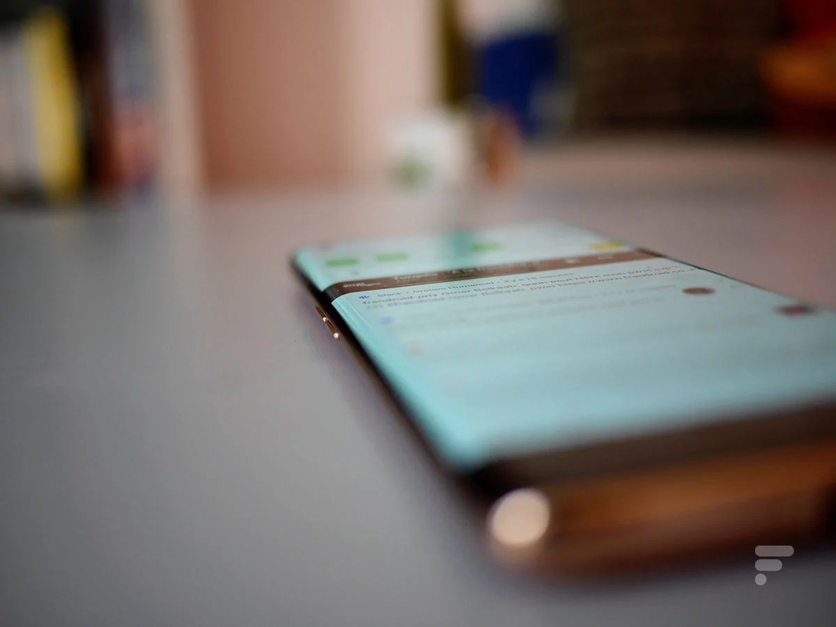 Les bords d'écran inrcuvés sur l'Oppo Find X2 Pro