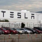 Tesla voudrait braver les règles de confinement et reprendre sa production à Fremont