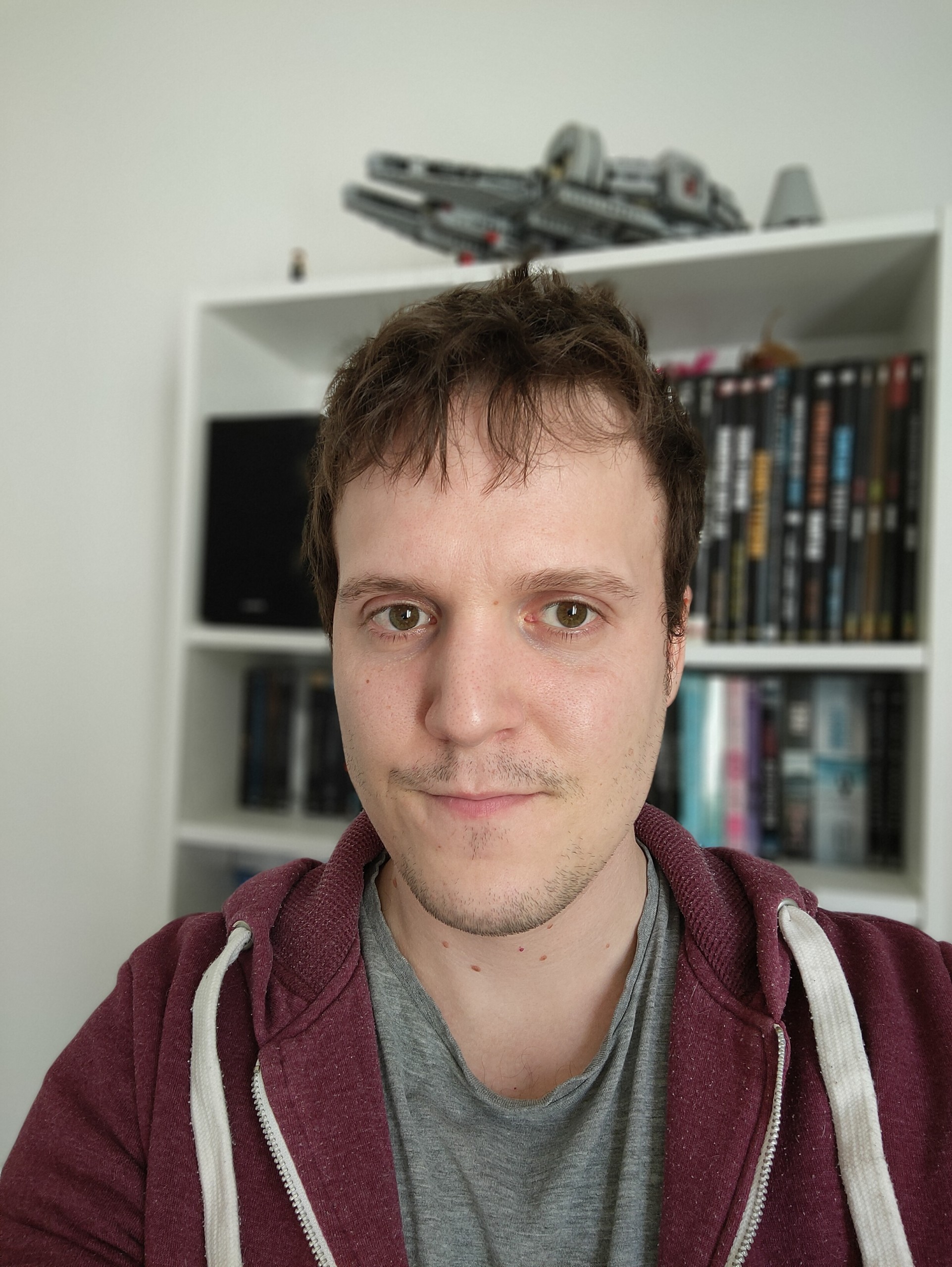 Selfie mode portrait du Realme X50 Pro (grand-angle)