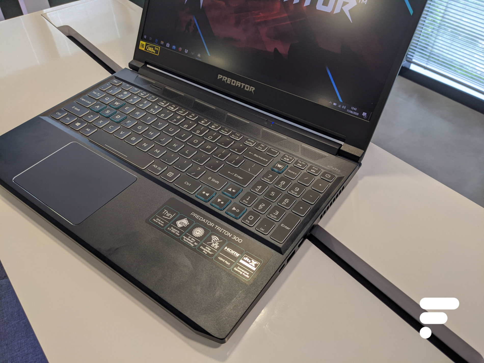 Acer Predator Triton 300 (13)