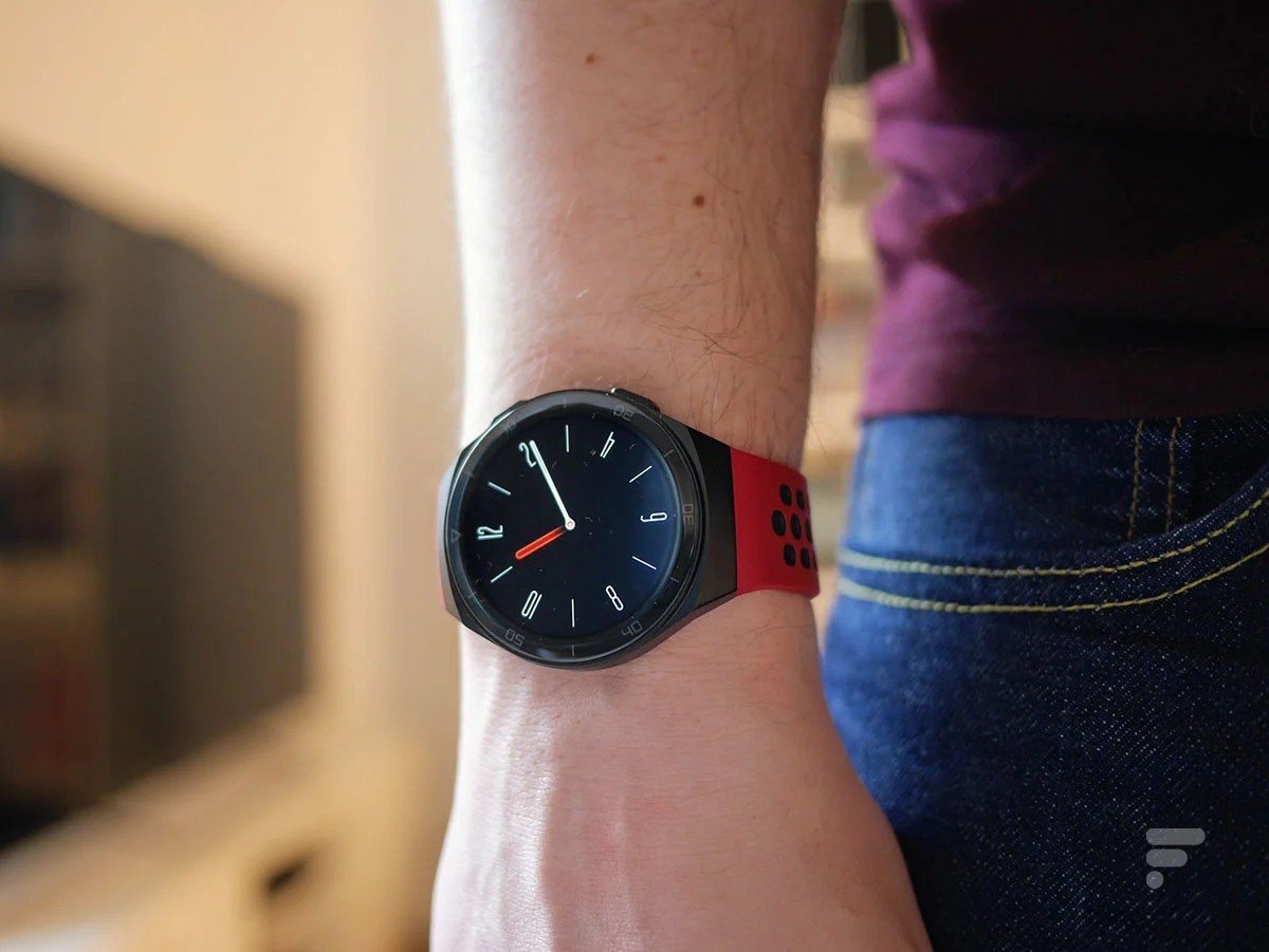 La Huawei Watch GT 2e avec cadran de veille
