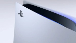 PS5 : voici le design des DEUX consoles blanches de Sony
