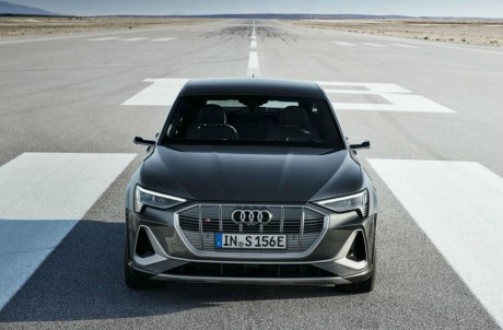 Audi e-tron S