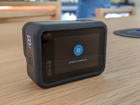 L'installation du logiciel Bêta sur la GoPro Hero 8 Black // Source : Maxime Grosjean pour Frandroid