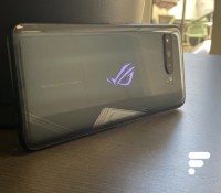 Le logo lumineux du ROG Phone 3 // Source : Frandroid