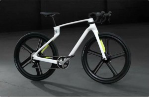 Superstrata Ion : imprimé en 3D, ce vélo électrique ultra léger offrira 90 km d’autonomie