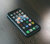 95% des utilisateurs prêts à abandonner leurs produits Apple pour continuer à utiliser WeChat // Source : Unsplash-Jonas Lee