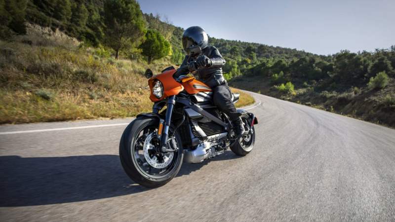 Motos électriques : quels sont les meilleurs modèles à acheter en 2025 ?