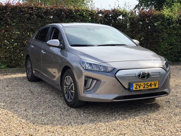 hyundai-ioniq-electric-face