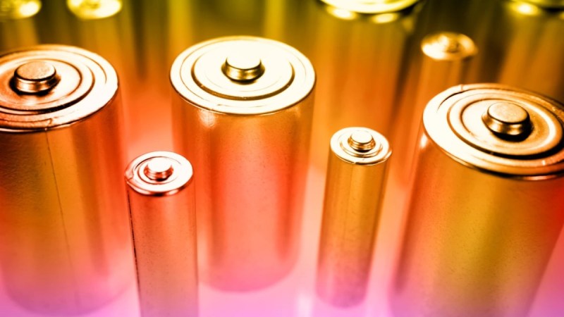 Meilleur chargeur de piles rechargeables : notre sélection des modèles pour piles AA et AAA en 2025