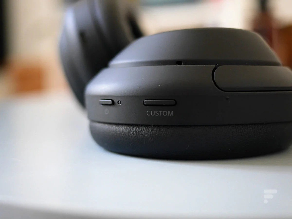 Les boutons du Sony WH-1000XM4